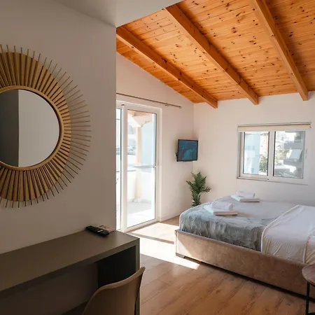 Andrea Boutique Hotel 3*